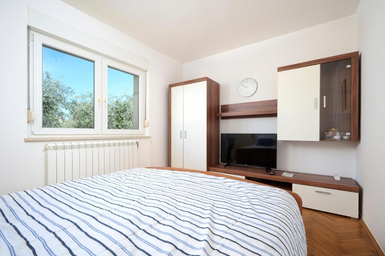App Forza Apartment Umag Exterior photo