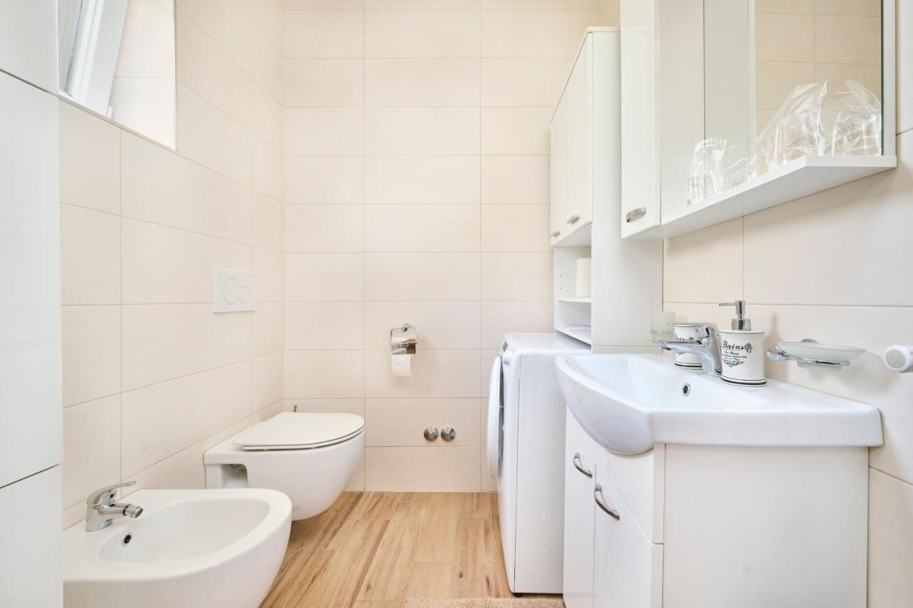 App Forza Apartment Umag Exterior photo